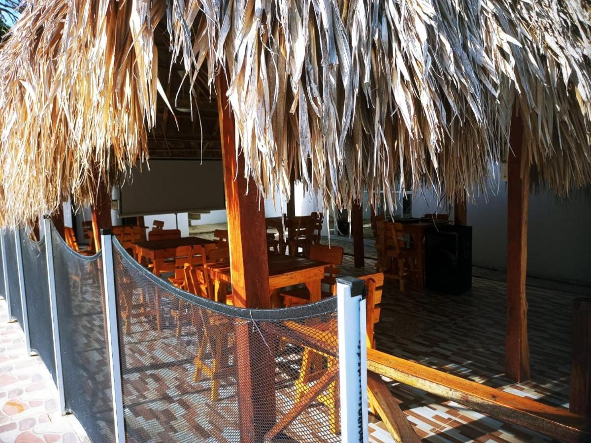 Hostal La Sierra Nevada Palomino Exterior foto